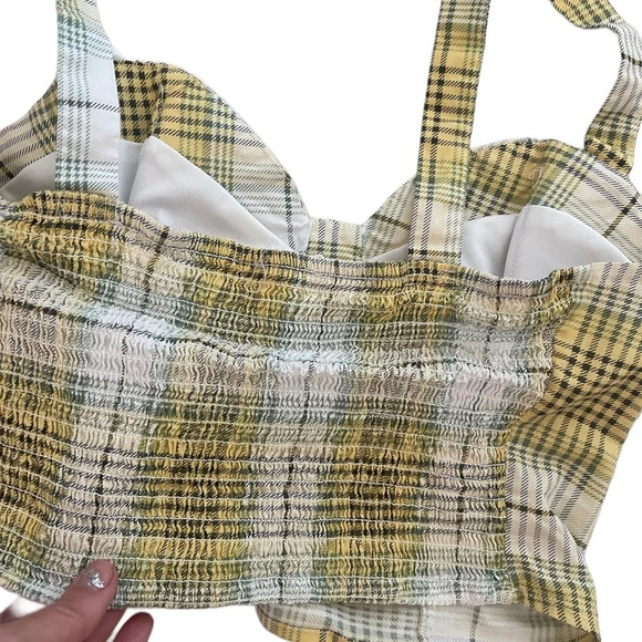 Twine and String Women Yellow Green White Plaid Shirt Size Medium Sleeveless - Picture 5 of 6